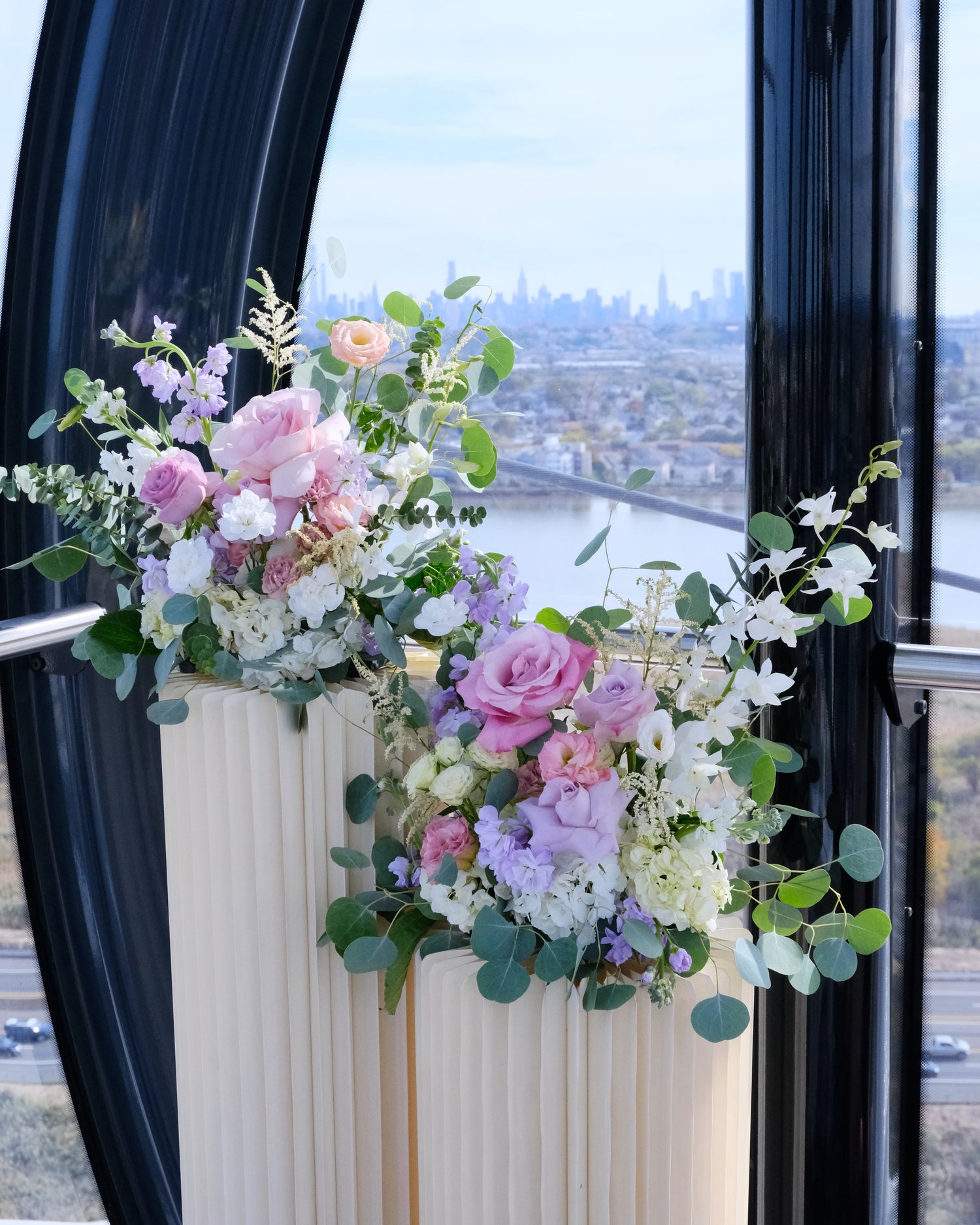 NYC Luxe Ferris Wheel Proposal Decor|Flowers, Balloon + Bouquet