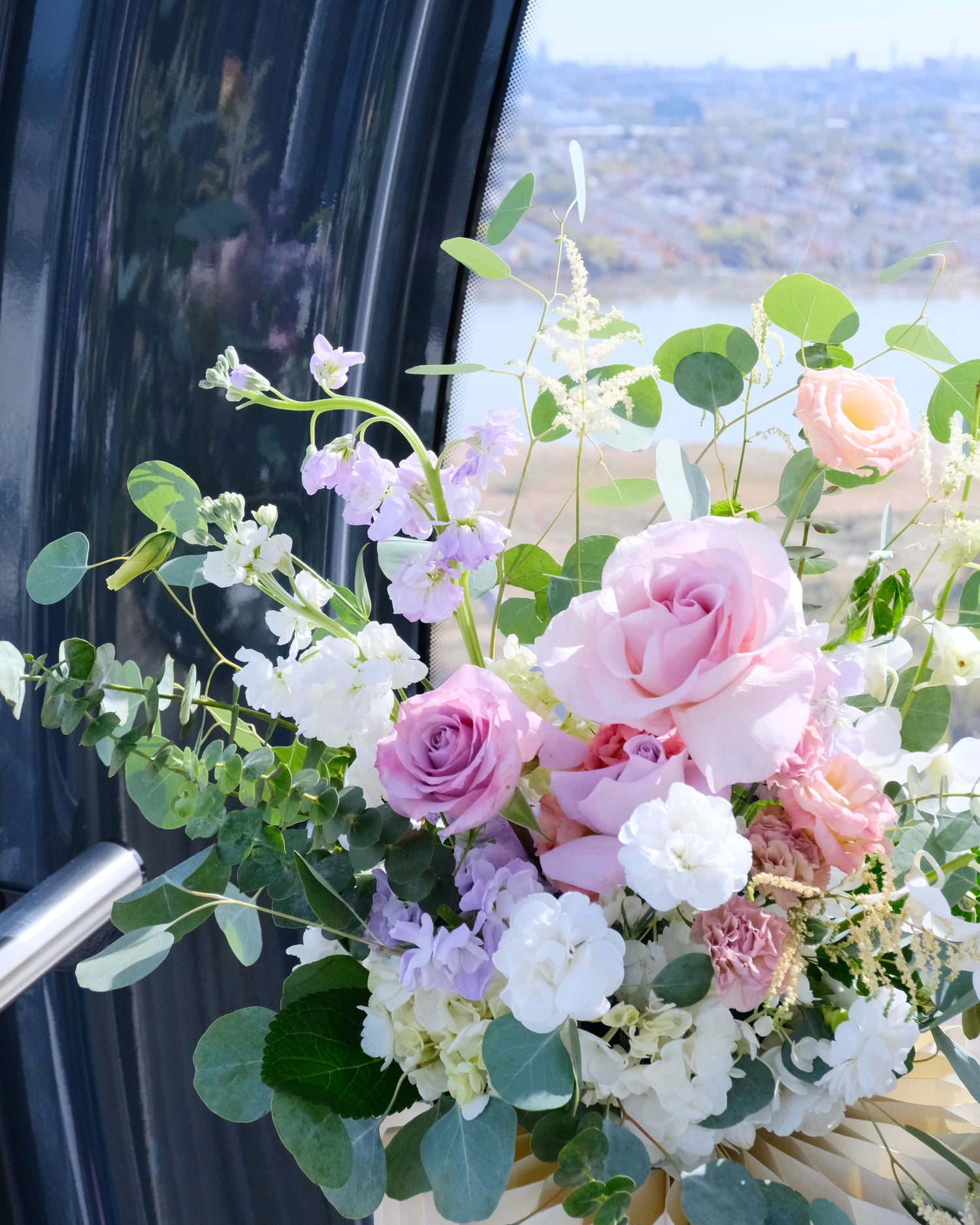 NYC Luxe Ferris Wheel Proposal Decor|Flowers, Balloon + Bouquet