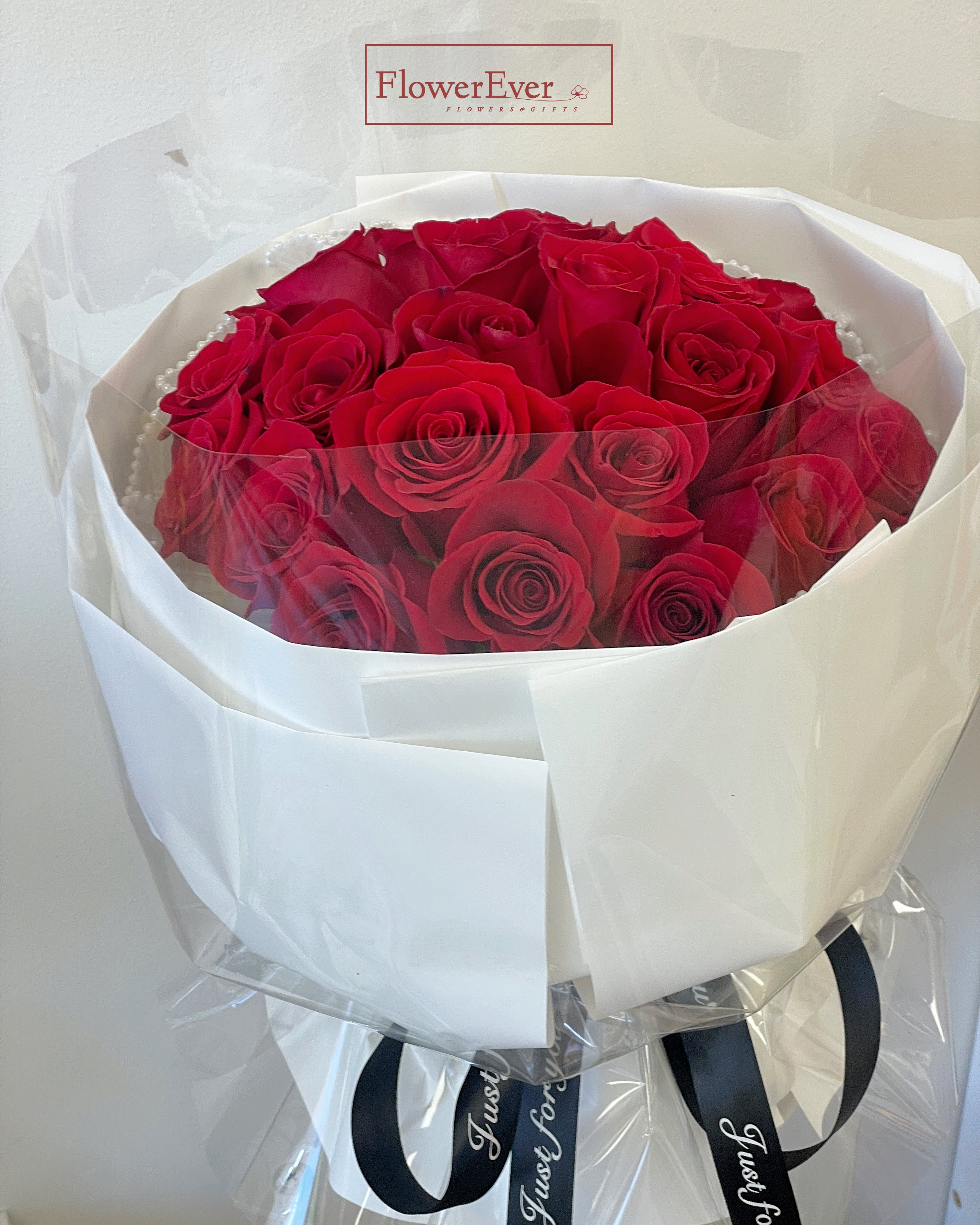 Red Rose Round Bouquet|12 Stems