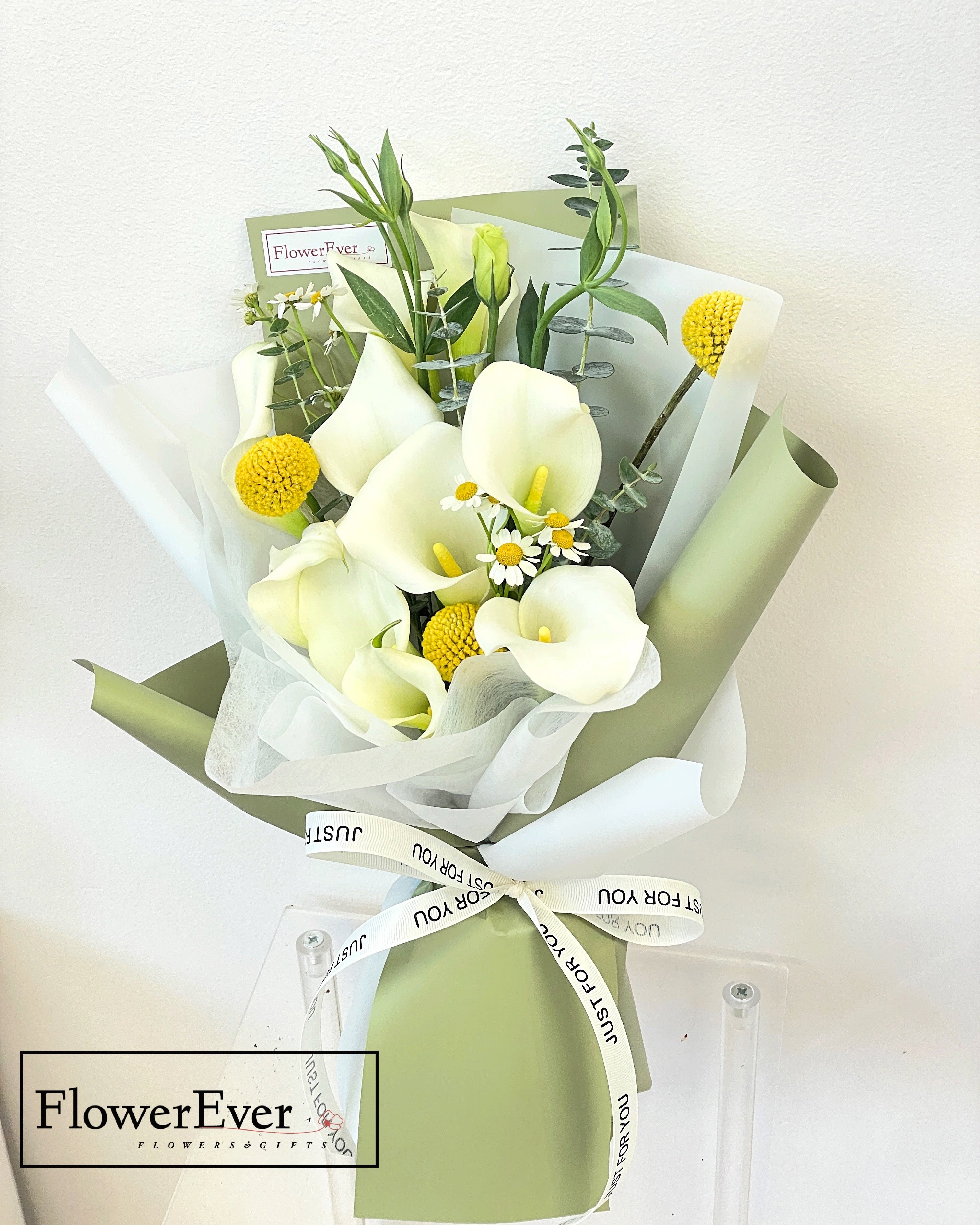 Mini Calla Lily Bouquet in Green Paper|Mixed Flowers