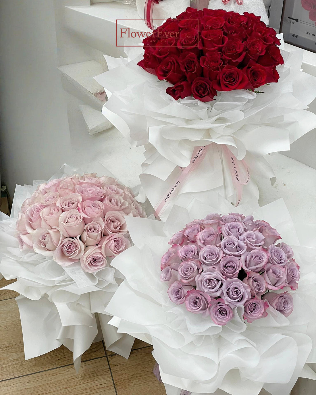 Luxury Style Round Rose Bouquet|33 Stems