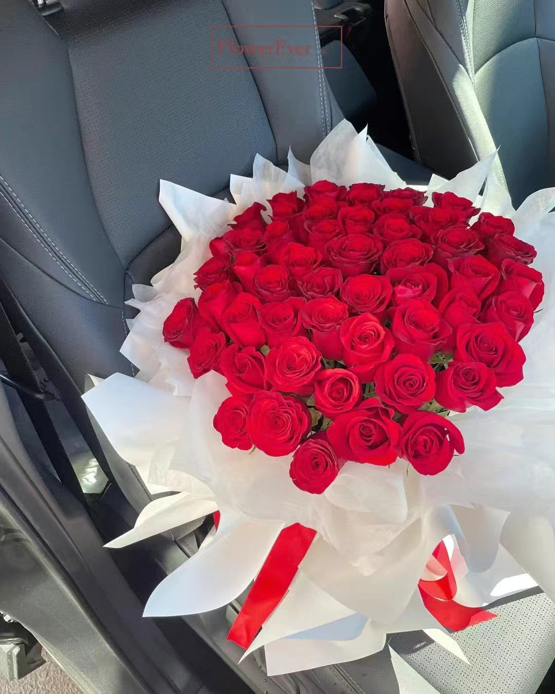 Luxury Style Round Rose Bouquet|52 Stems