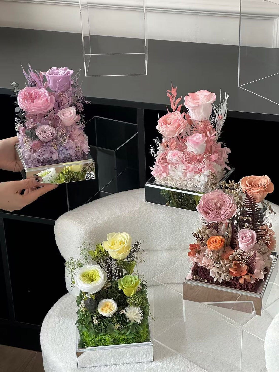 Luxury Preserved Real Roses & Florals Box in Transparent Case