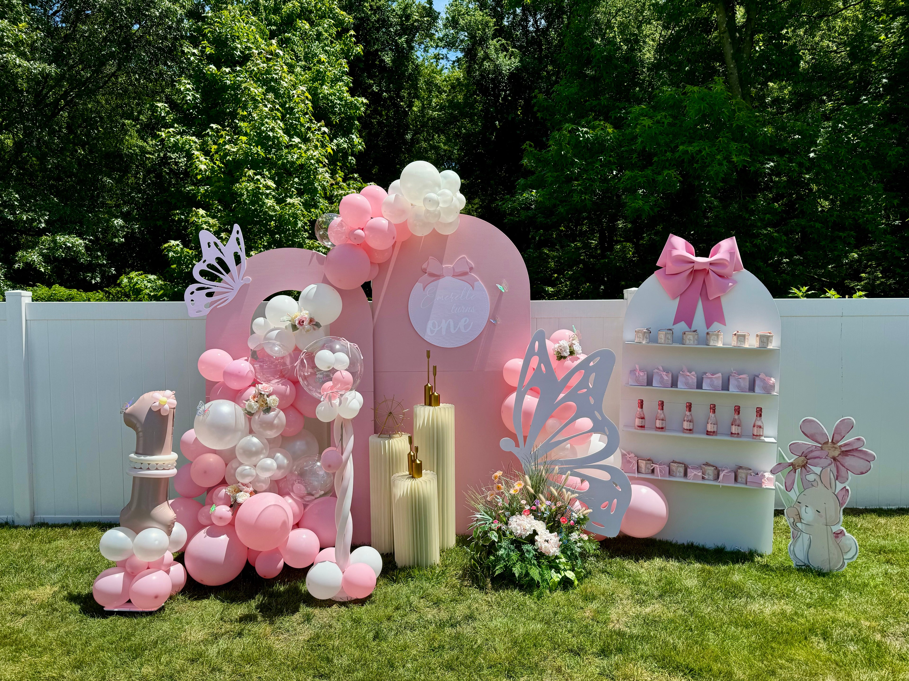 NYC Pink & White Birthday Party Decor|Balloon Arch + Garden Themed Backdrop