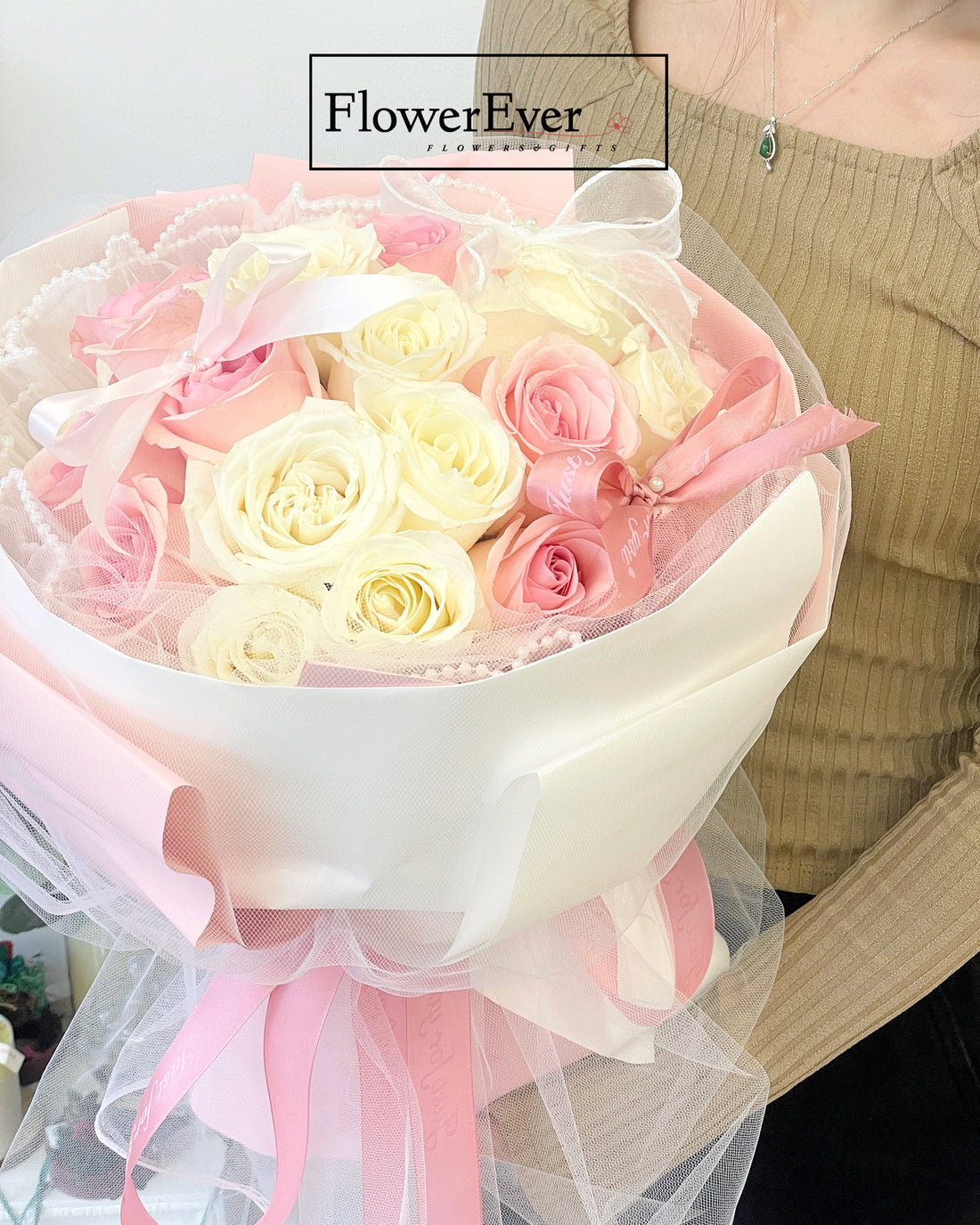 Wedding Veil Bouquet with Pink & White Rose & Ribbons|Proposal Bouquets