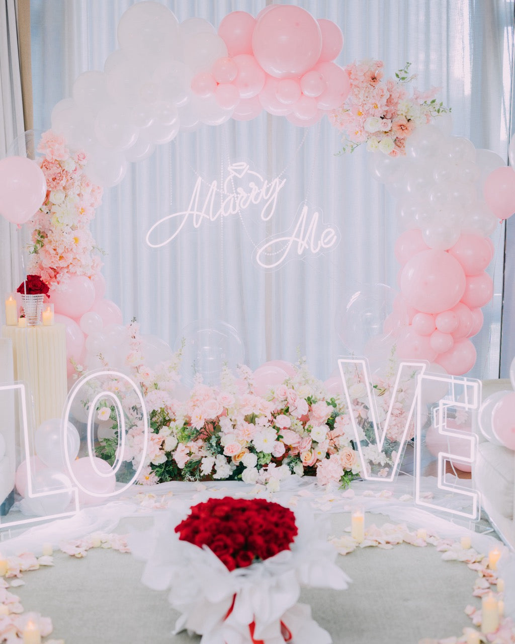 NYC Luxury Proposal｜Baccarat Hotel｜Balloon & Flower Arch