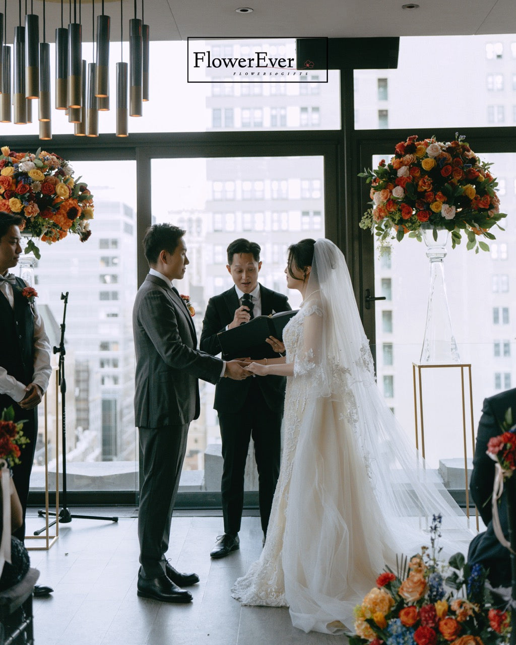 NYC Rooftop Wedding｜Skylark｜Burnt Orange & Deep Blue