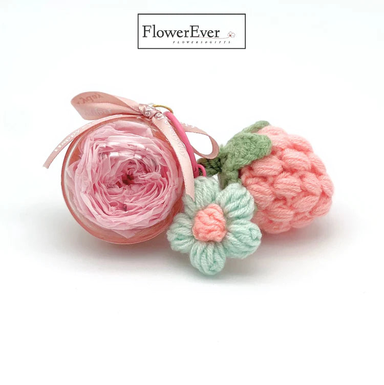 preserved-rose-strawberry-crochet