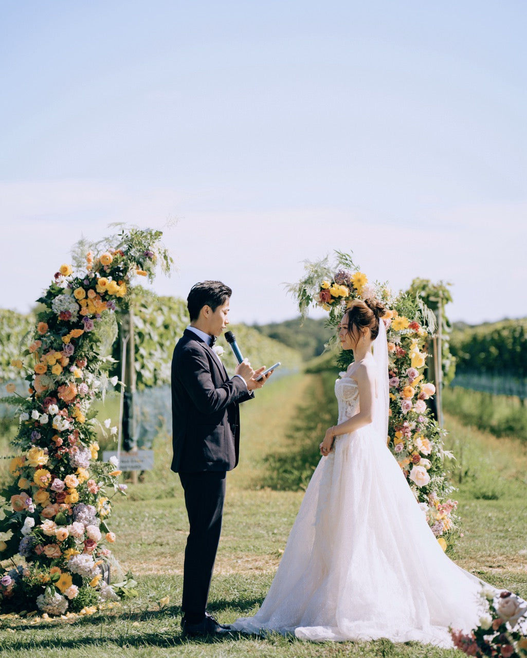 Summer Wedding Flowers in NYC: Staying Fresh in the Heat