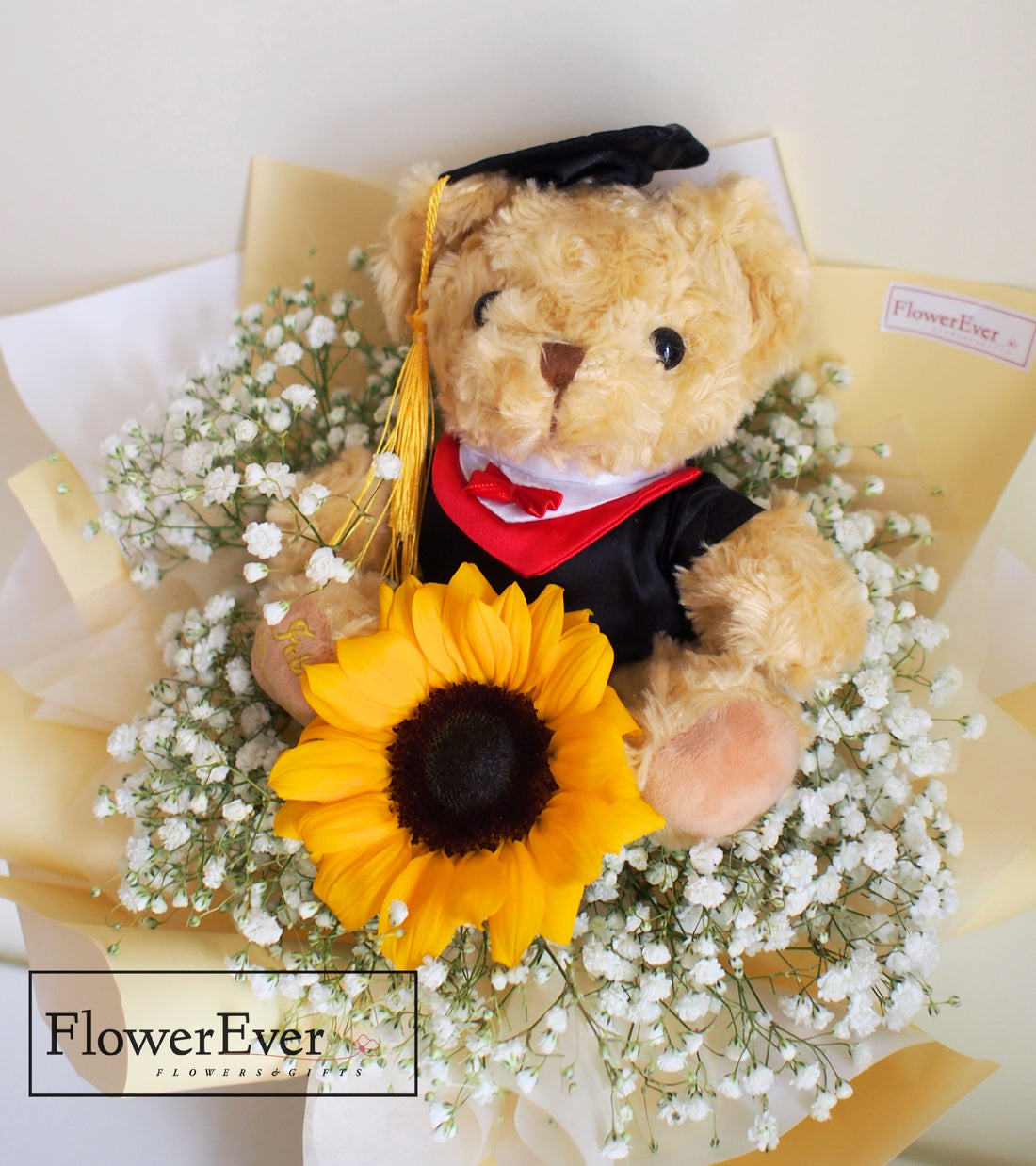 Graduation Bouquets & Accessories