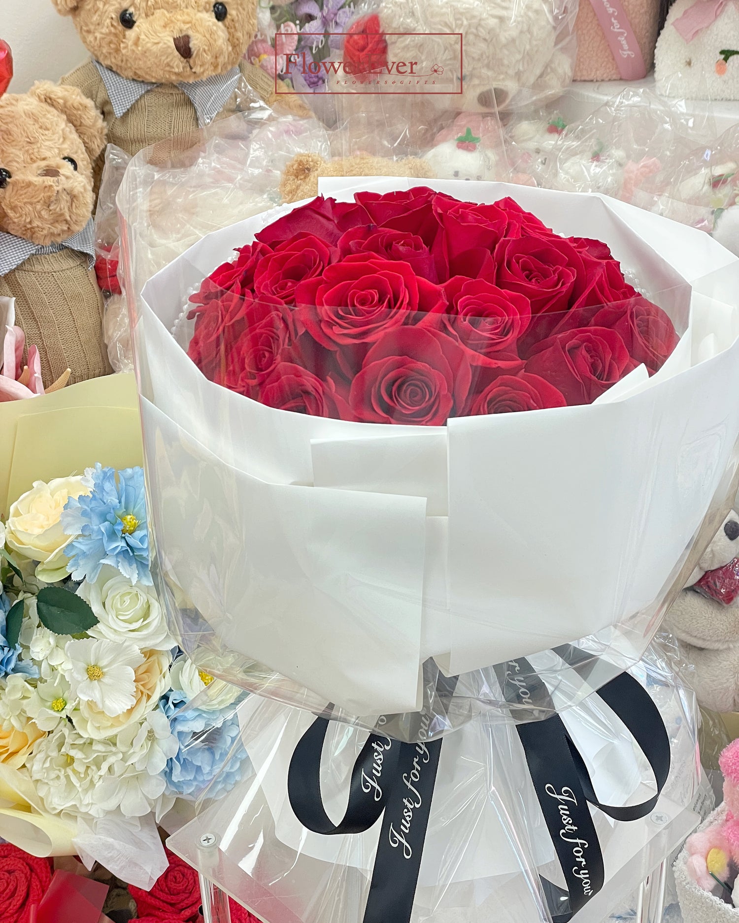 Red Rose Round Bouquet｜12 Stems