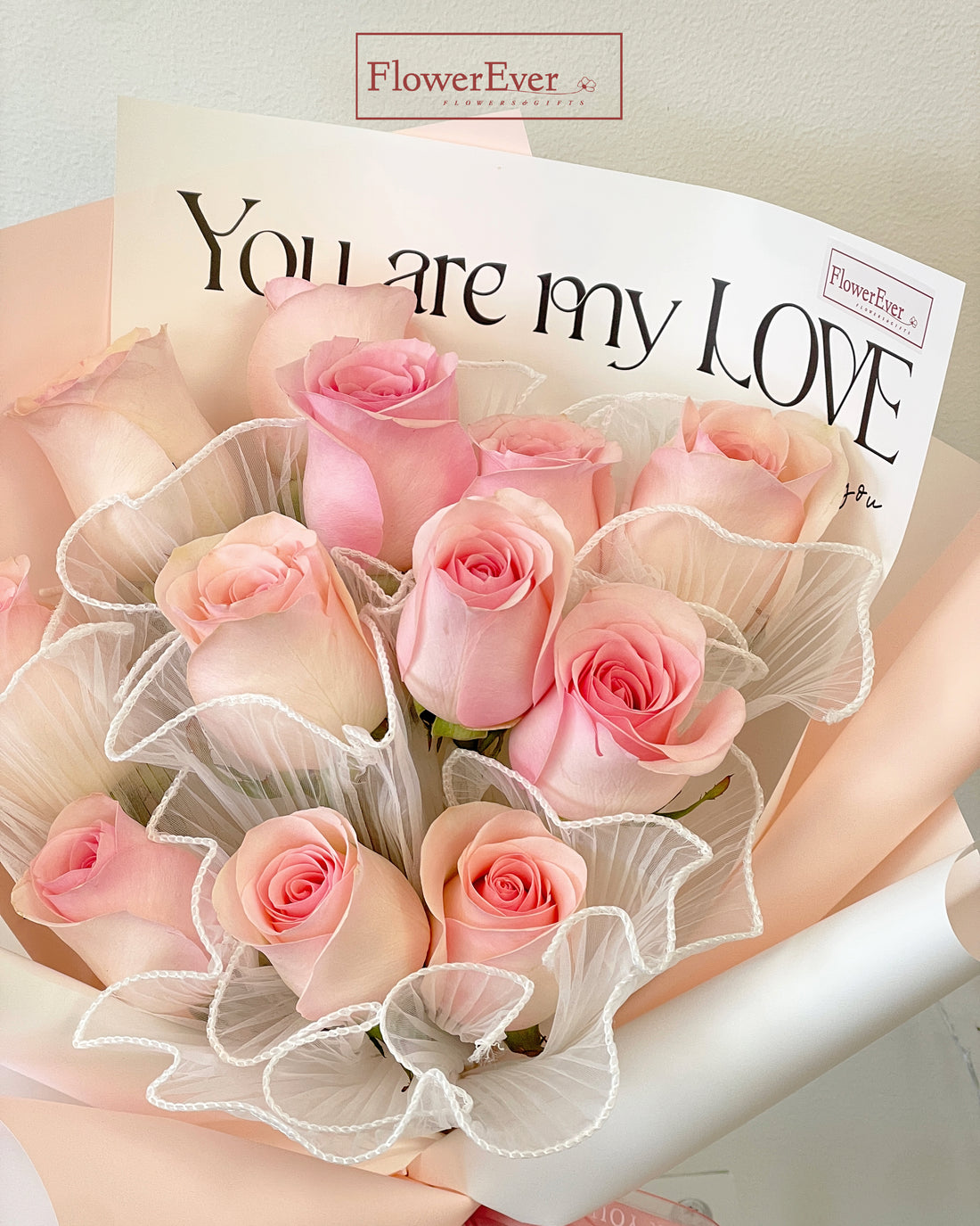 Pink Rose Bouquet with lace design