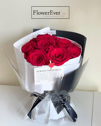 12 Stems of Red Roses in a Chic Black &amp; White Russian Style