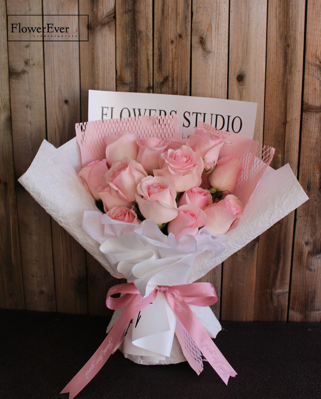 Preserved Rose Pink Mini Bouquet - Handheld Single Stem – FlowerEver