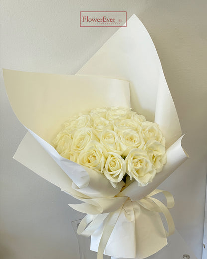 White Rose Bouquet in White Floral Paper｜24 Stems