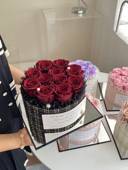 Luxury Preserved Real Roses Box in Transparent Case