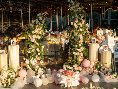 Proposal decoration setup – NYC Dreamy Proposal Decor-Flowers, Balloon + Bouquet – New York proposal decorator