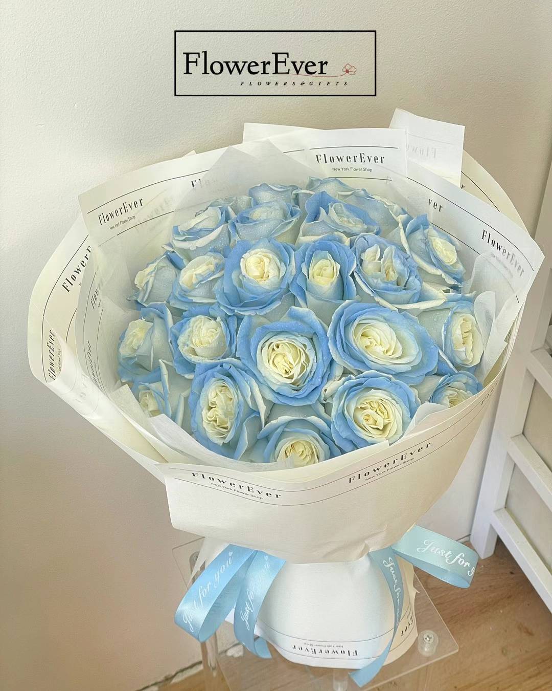 Ice Blue Rose Round Bouquet